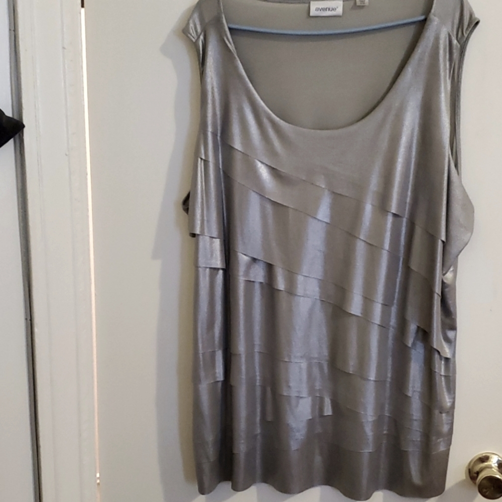 Women's Avenue Gray/Silver Tank Top